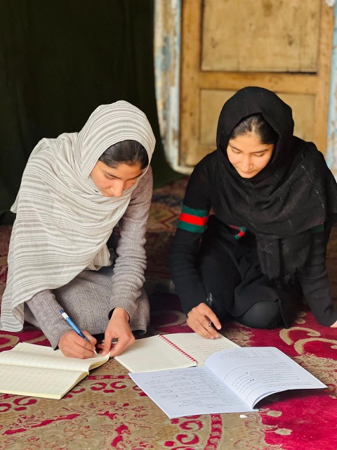 PHOTO-1-2025-02-09-04-52-23